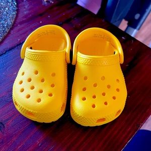 Kids crocs clogs size C4